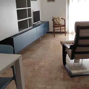 https://casa-mirella.hotelitalianriviera.com